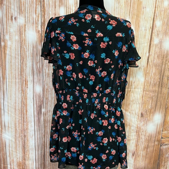 Torrid Black Sheer Floral Empire Waist Top - Picture 5 of 9